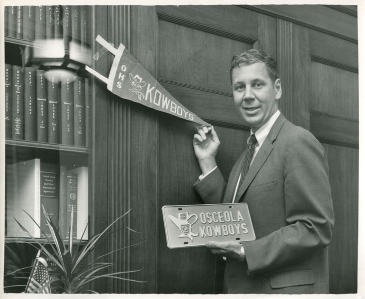 Congressman Lou Frey, Jr. – Lou Frey Institute